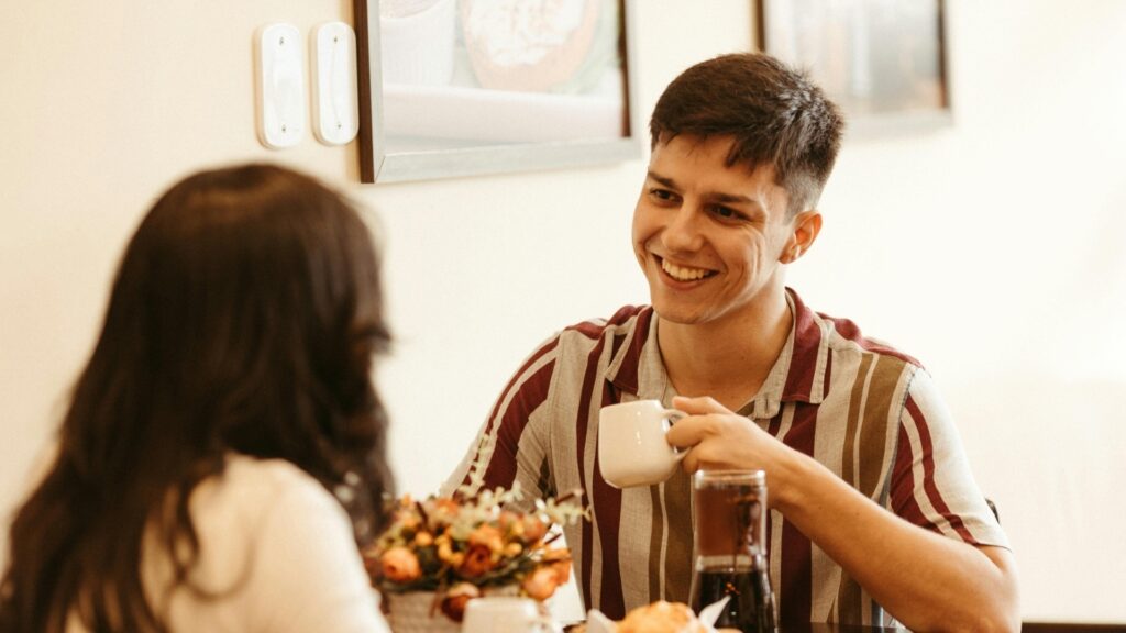 couple sharing dinner