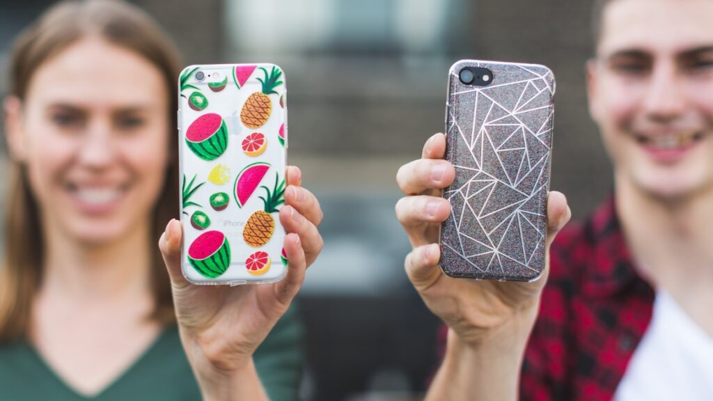 33 Best Gifts for Your Long-Distance Girlfriend
