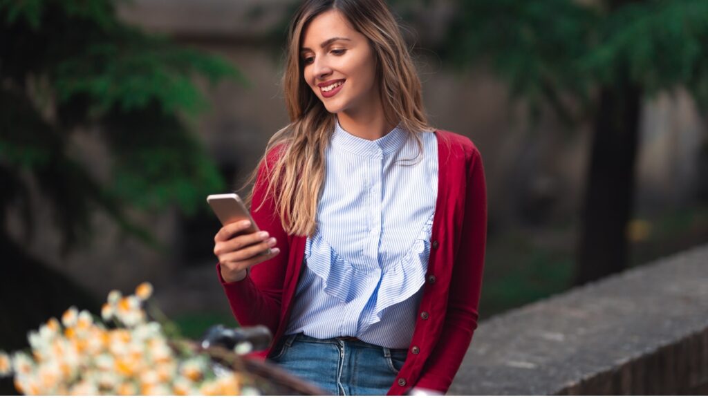 lady updating her long-distance partner about her every activity