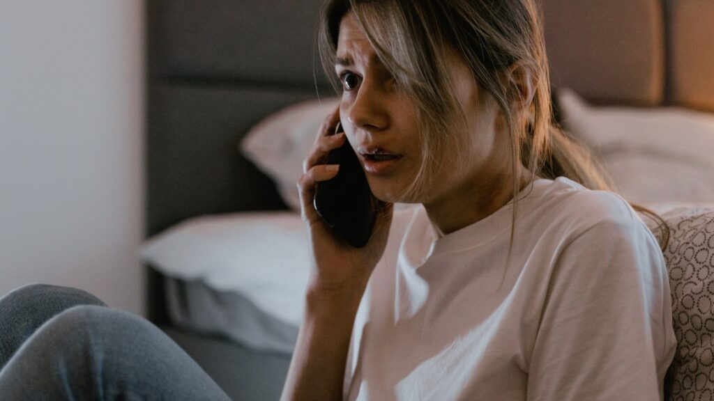 lady shocked at her boyfriend's response