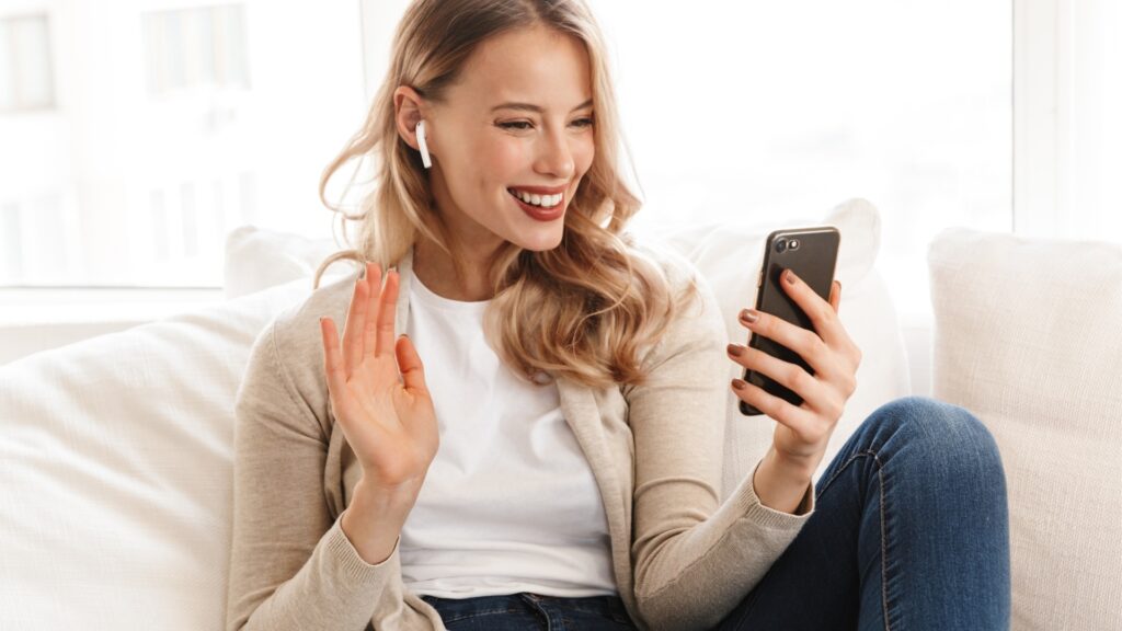 25 Signs Your Long-Distance Relationship Is Built to Last