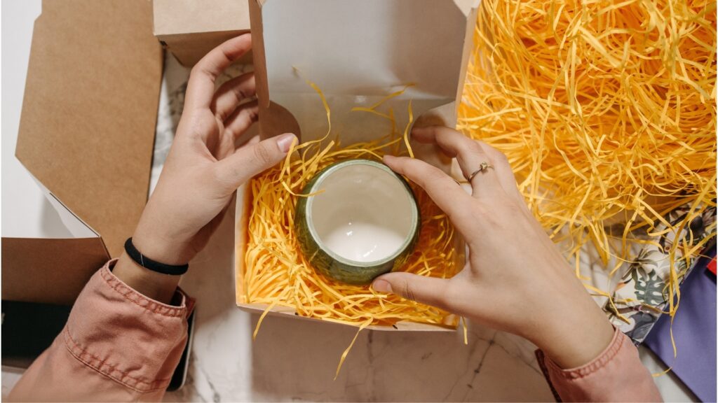 29 Monthly Care Package Themes for long distance couple
