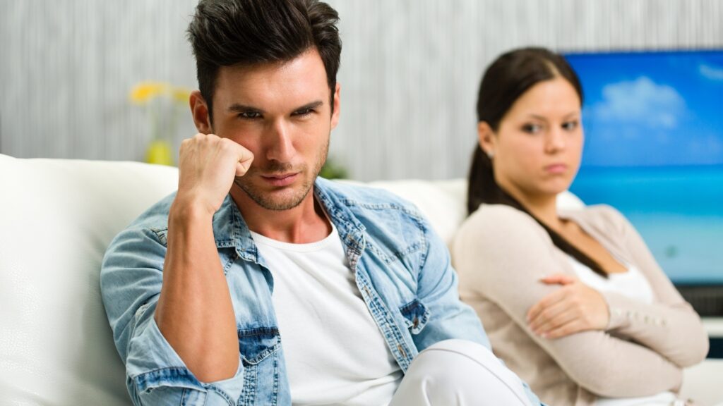 couple uncomfortable around each other
