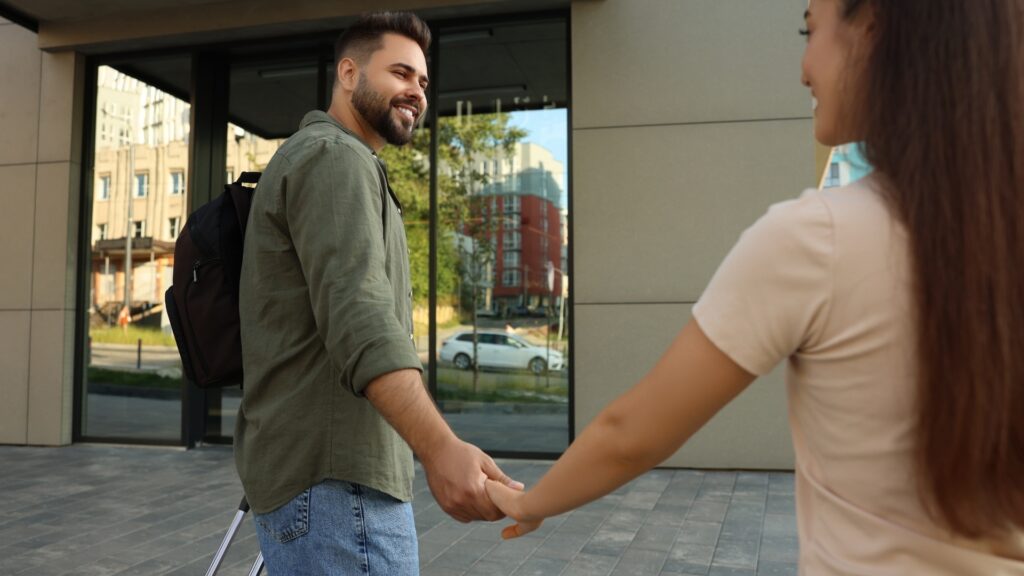 couples building themselves to be trustworthy