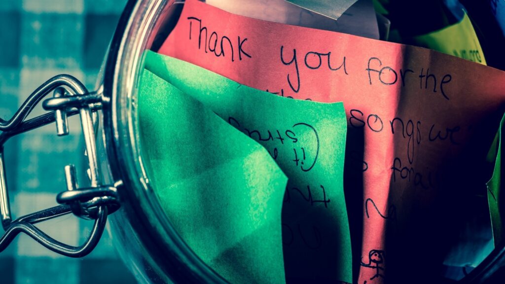 33 Best Gifts for Your Long-Distance Girlfriend
