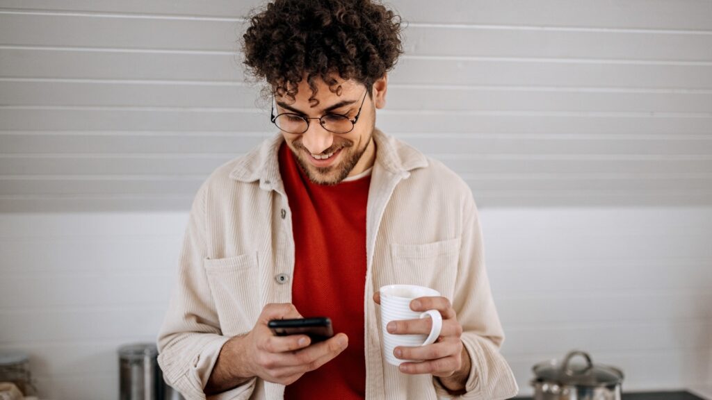 

100 Good Morning Text Ideas for Long-Distance Couples
