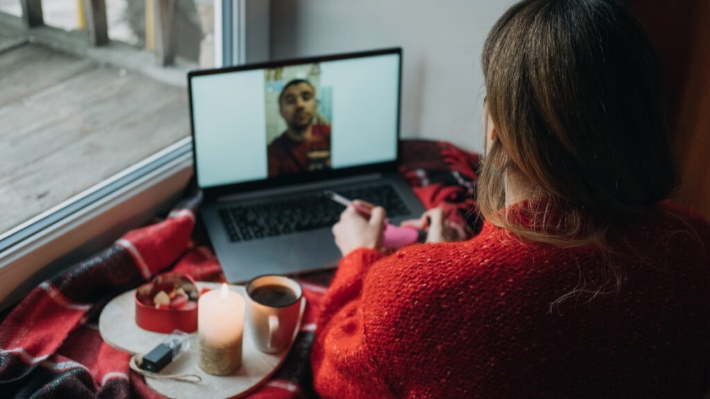 33 DIY Paint Night Date Ideas for long distance couple
