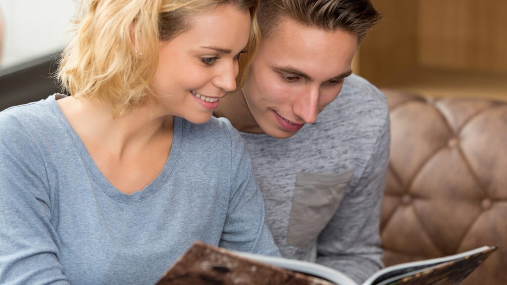 31 Book Date Ideas for Couples