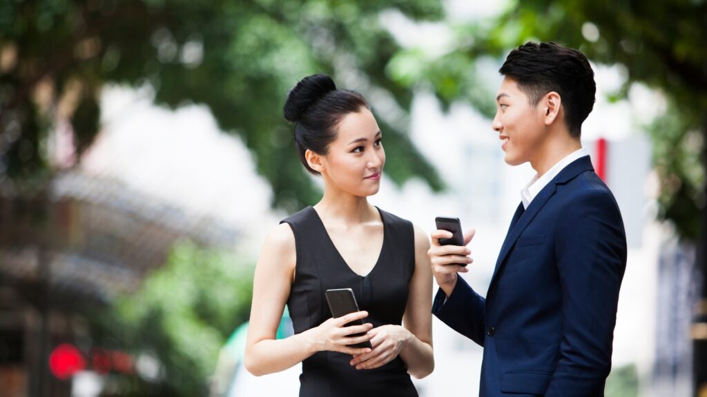 The Daily Habit That Keeps Couples Emotionally Close