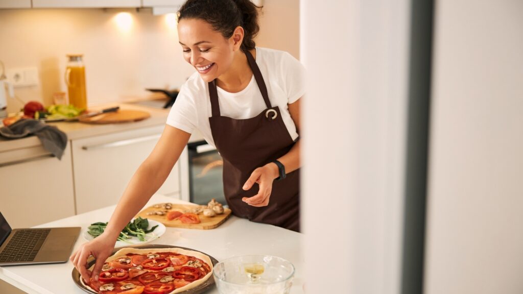 29 Romantic Cooking Dates Ideas Over Video