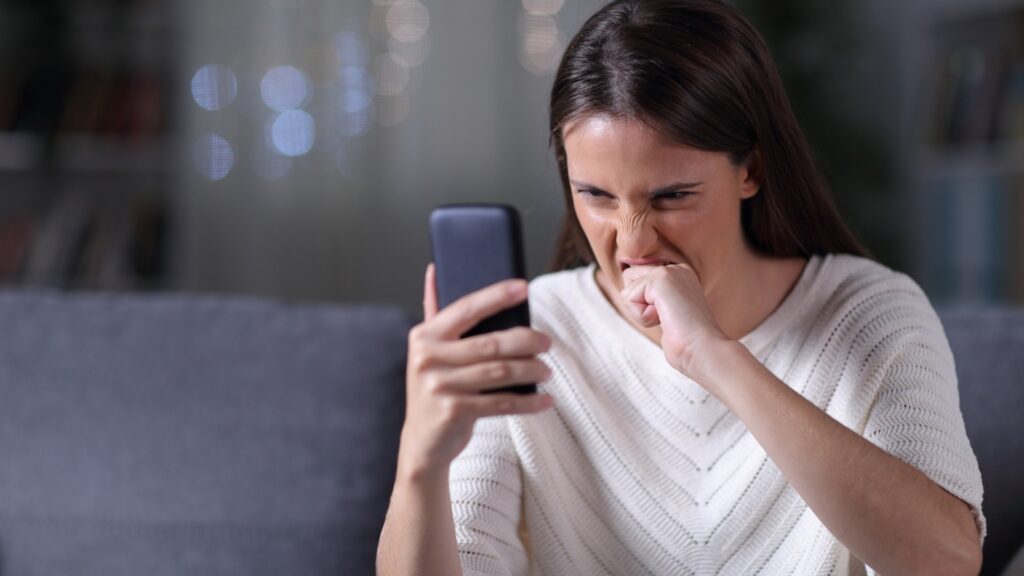 lady checking last seen of her partner