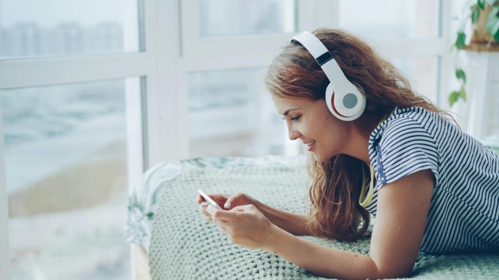 lady scrolling mindlessly on her phone