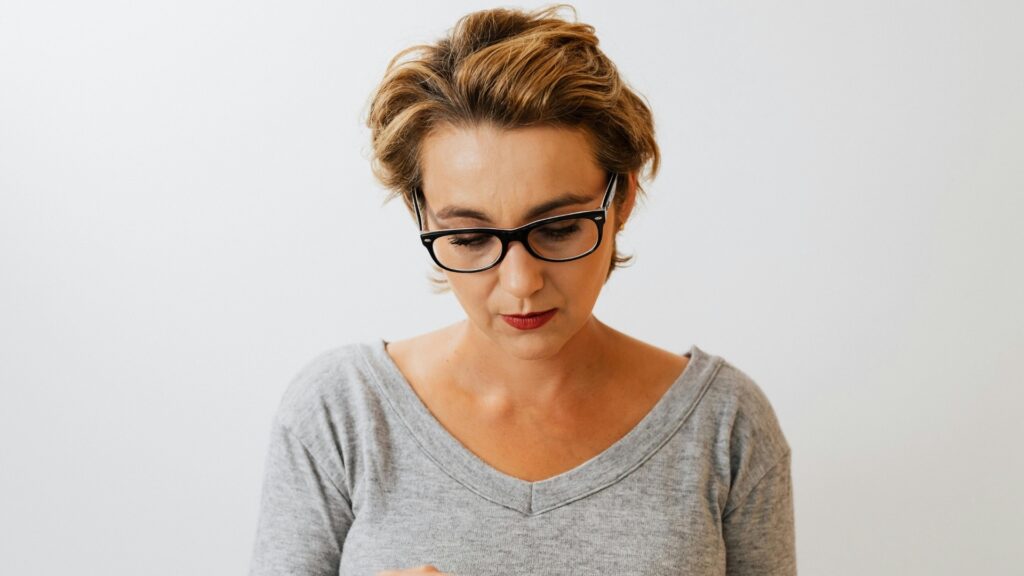 woman missing her long-distance partner