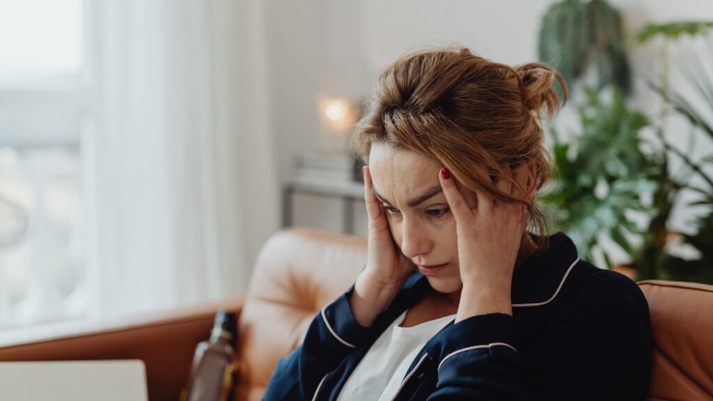 lady avoiding a conversation