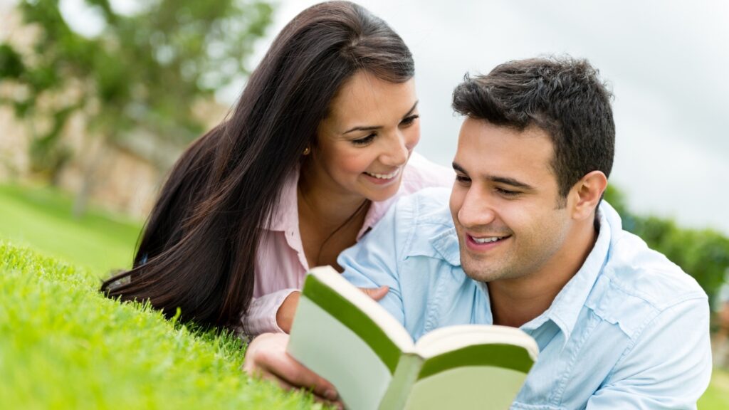 31 Book Date Ideas for Couples