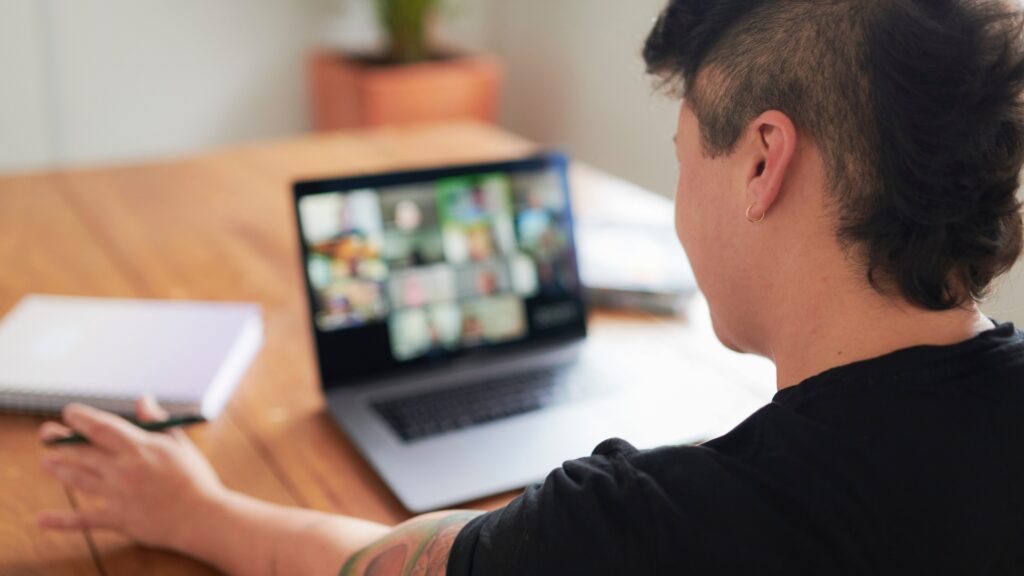 27 Fun Zoom Games for Long Distance Couple