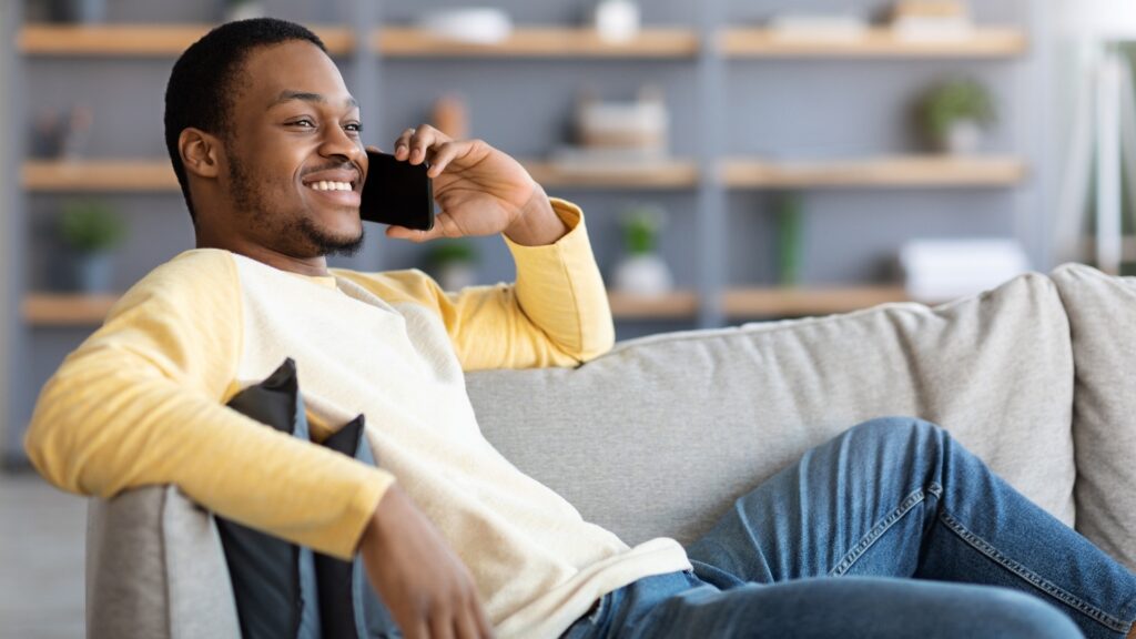 The Daily Habit That Keeps Couples Emotionally Close