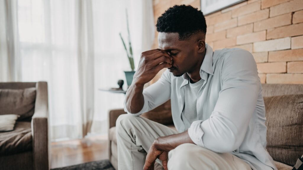 17 Signs Trust Is Slowly Breaking Down