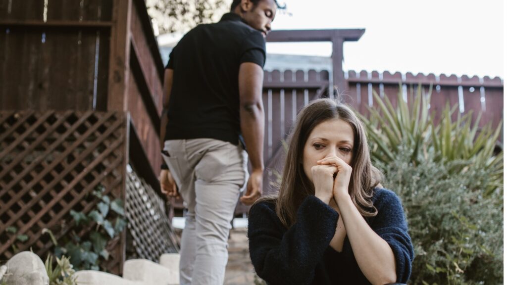 25 Conversation Mistakes That Push Couples Apart
