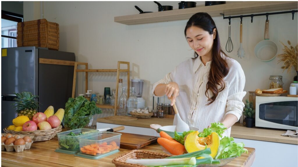 29 Romantic Cooking Dates Ideas Over Video
