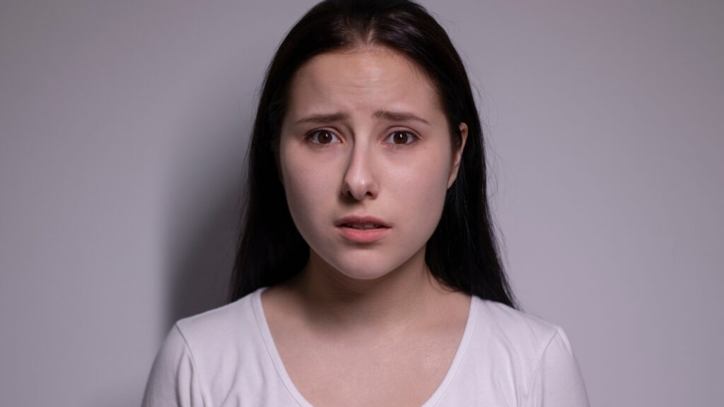 lady depending solely on her long-distance partner for validation