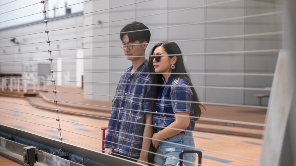 international couple ready to move