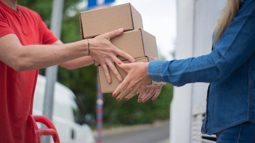 25 Care Package Ideas That Never Get Old