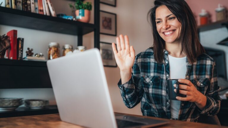 How Often Should You Talk in a Long-Distance Relationship?