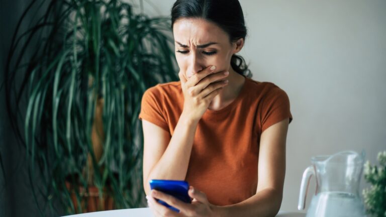 How to Avoid Misunderstandings Over Text in long distance relationships